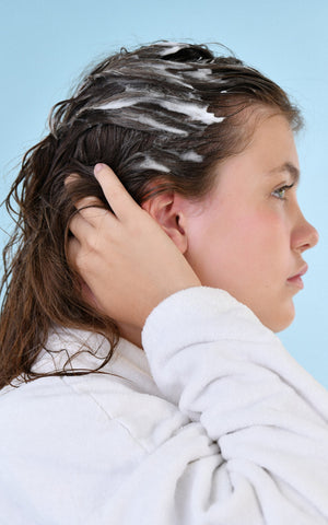 Lav Kids - Çocuk Hassas Saçlar İçin Bakım Şampuanı