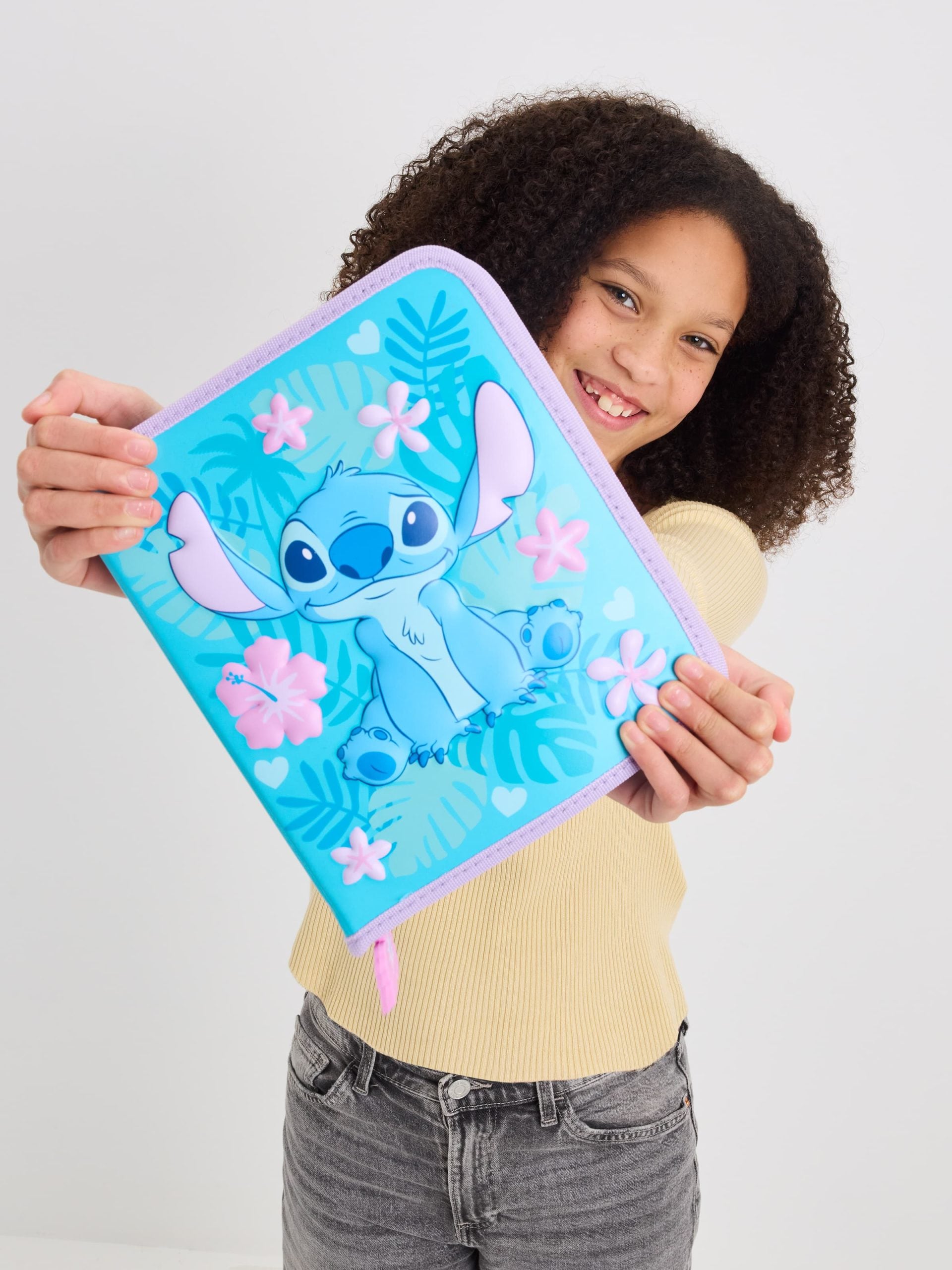 Smiggle - Набор канцелярских принадлежностей Stitch и пенал