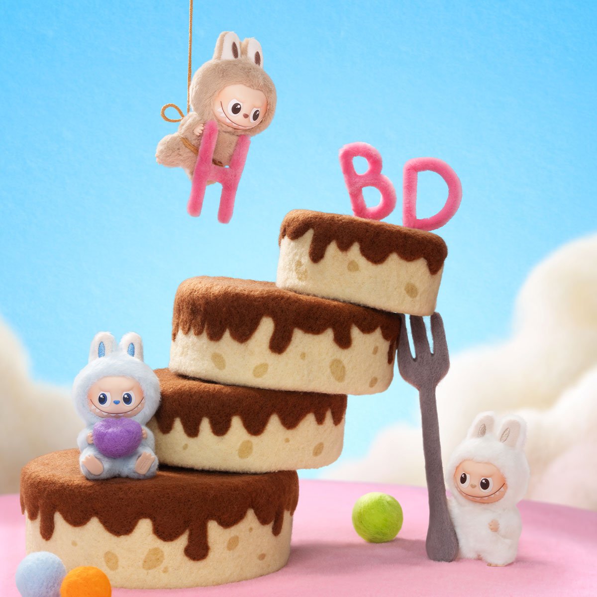 Pop Mart - Оригинальная брошь The Monsters для любви плюшевая ключница A-M