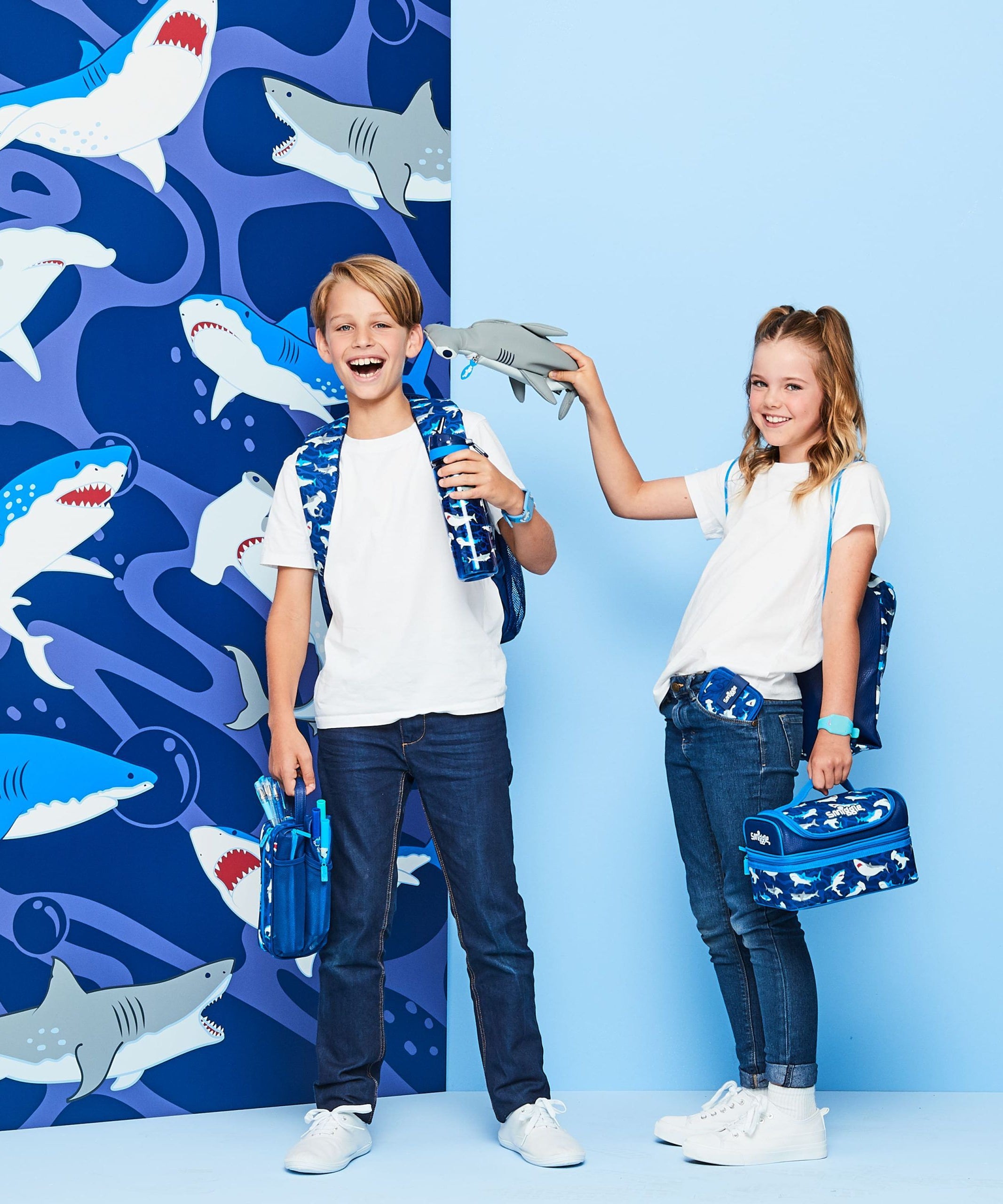 Smiggle - Flow Çekiç Başlı Köpekbalığı Şeklinde Kalem Kutusu-Dinossi