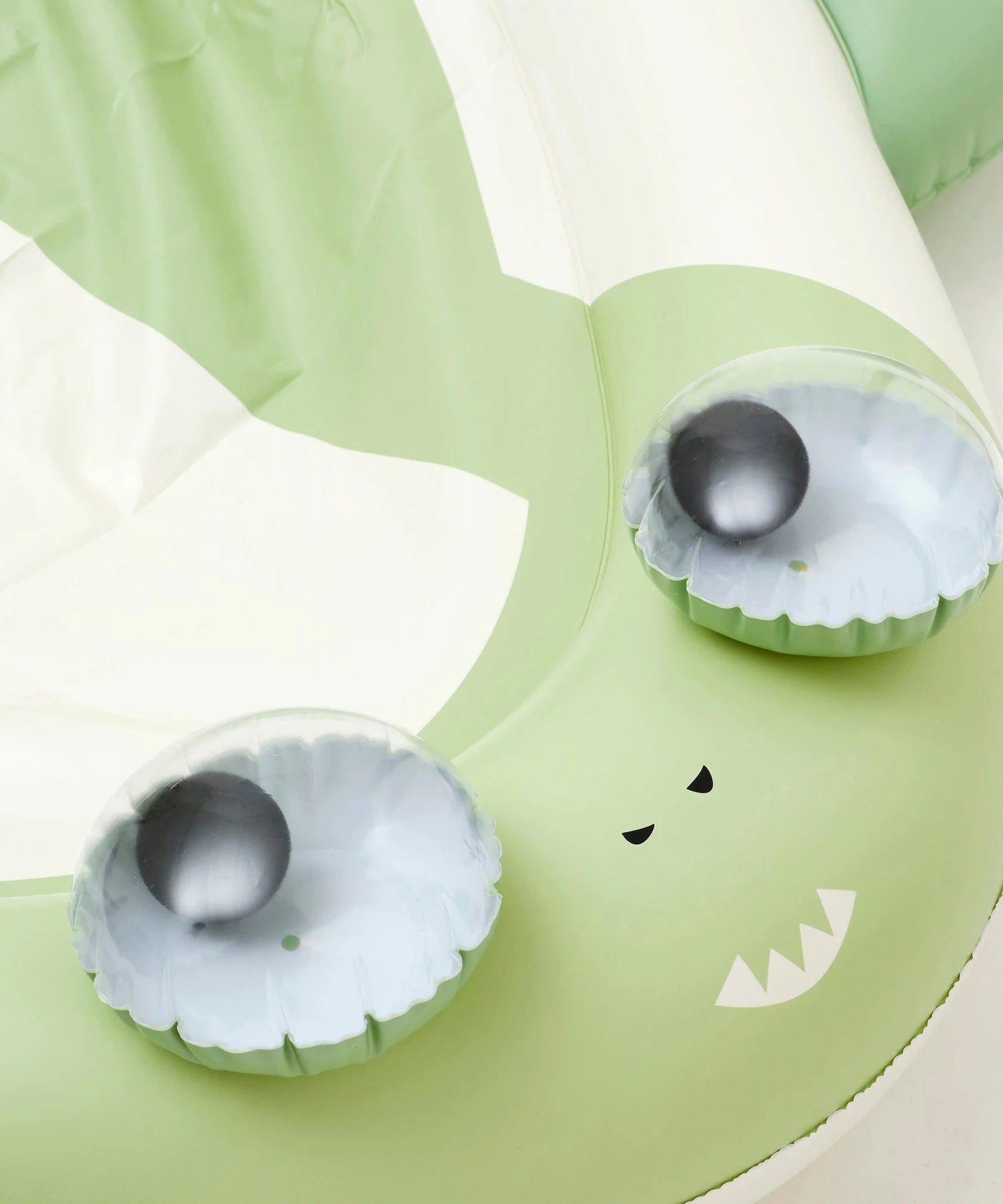 Sunnylife - Canavar Monty Püskürtmeli Su Kayma ve Slayt-Dinossi