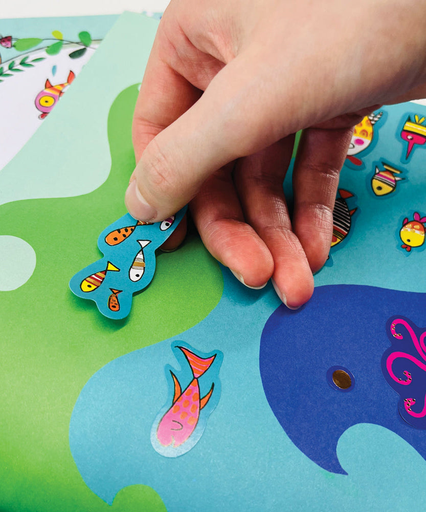 Rachel Ellen - Книга для раскрашивания и занятий Love Our Planet с наклейками