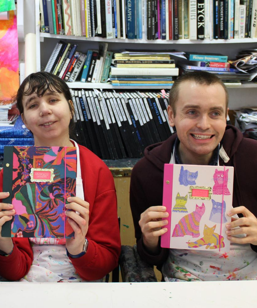 Portico Designs - Arthouse Unlimited Miaow A5 Твердый переплет Ежедневник