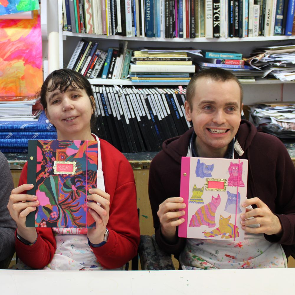 Portico Designs - Arthouse Unlimited Miaow A5 Твердый переплет Ежедневник