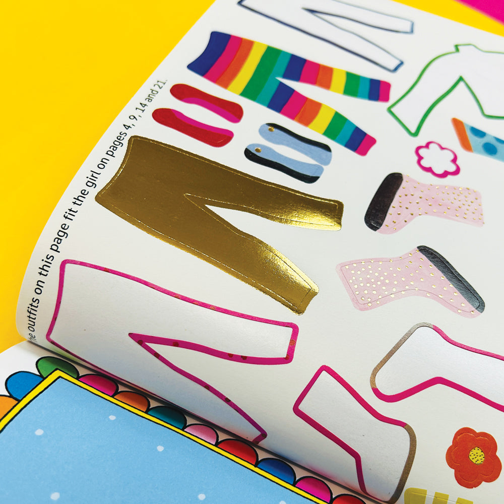 Rachel Ellen - Книга для раскрашивания и занятий Grl Pwr Çıkartma Sahnesi