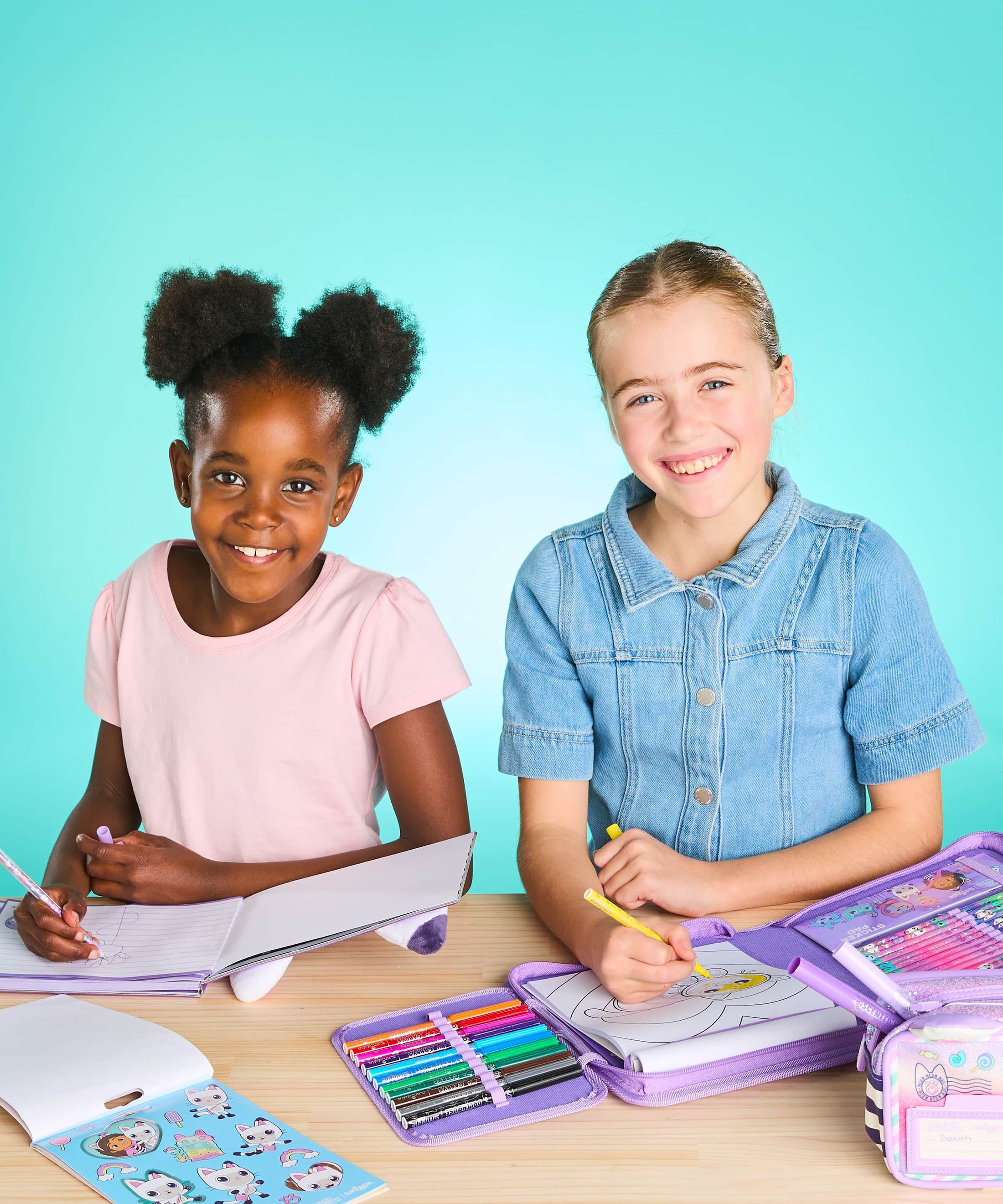 Smiggle - Пенал и канцелярский набор Gabbys Dollhouse