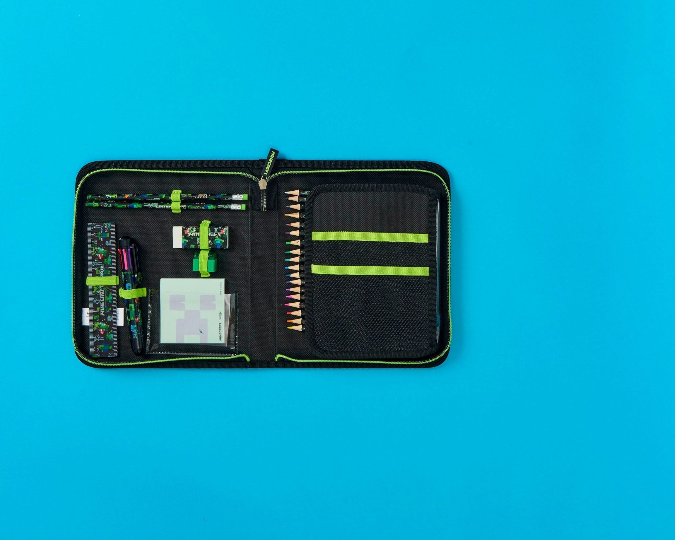 Smiggle - Набор канцелярских принадлежностей Minecraft и пенал