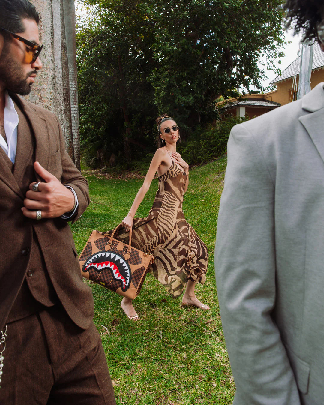 Sprayground - Сумка-даффл Hennyville Piramit