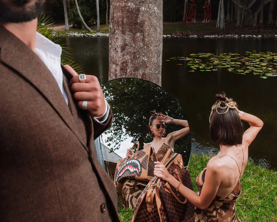 Sprayground - Сумка-даффл Hennyville Piramit