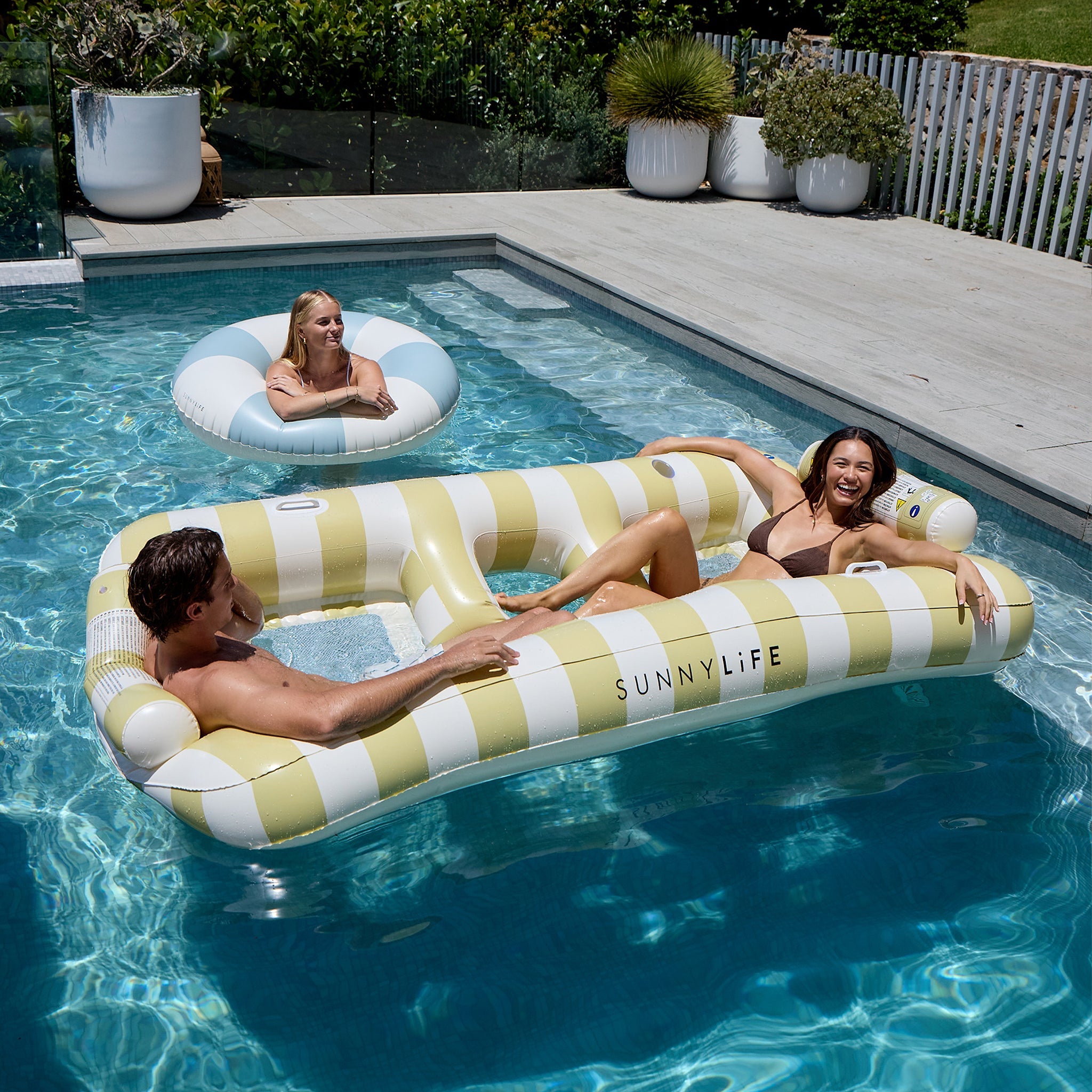 Sunnylife - Casa Sand Stripe Двойной надувной матрас для моря и бассейна
