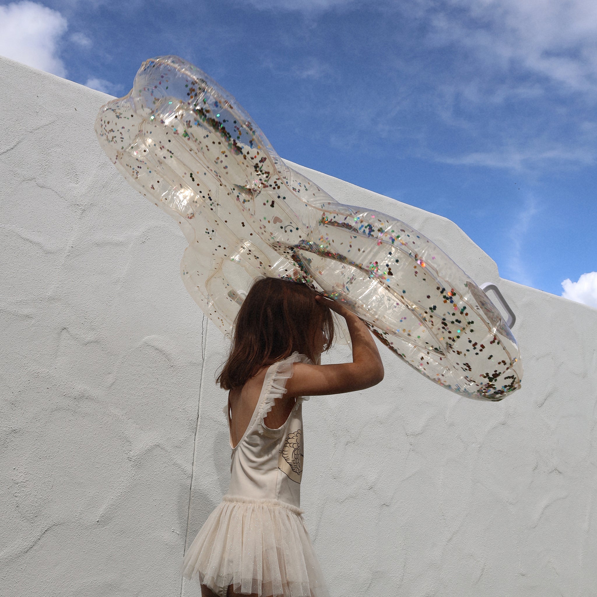 Sunnylife - Cotton Candy Детский надувной матрас в виде бабочки для моря и бассейна