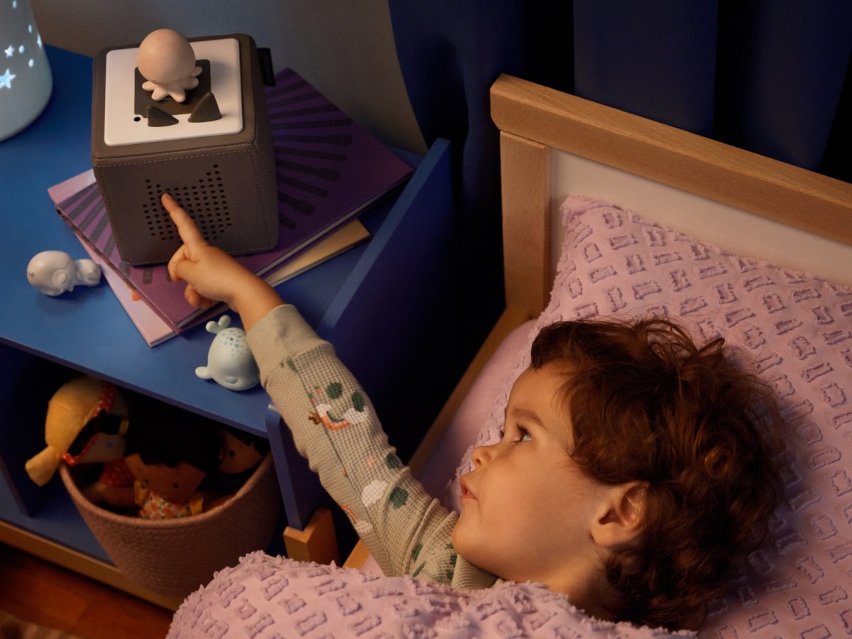 Tonies - Сонные друзья Сонный осьминог - История на ночь из океана на английском языке с голосом фигурки